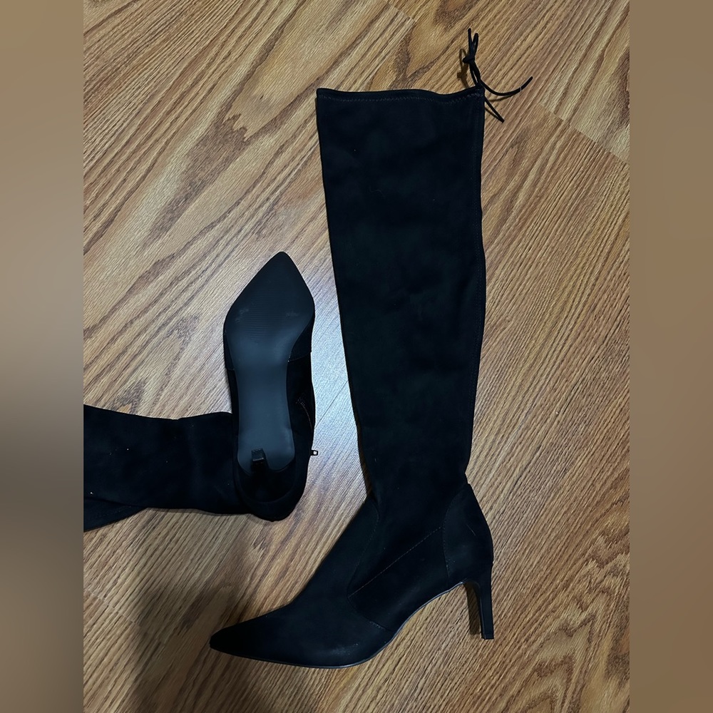 KNEE HIGH BOOTS